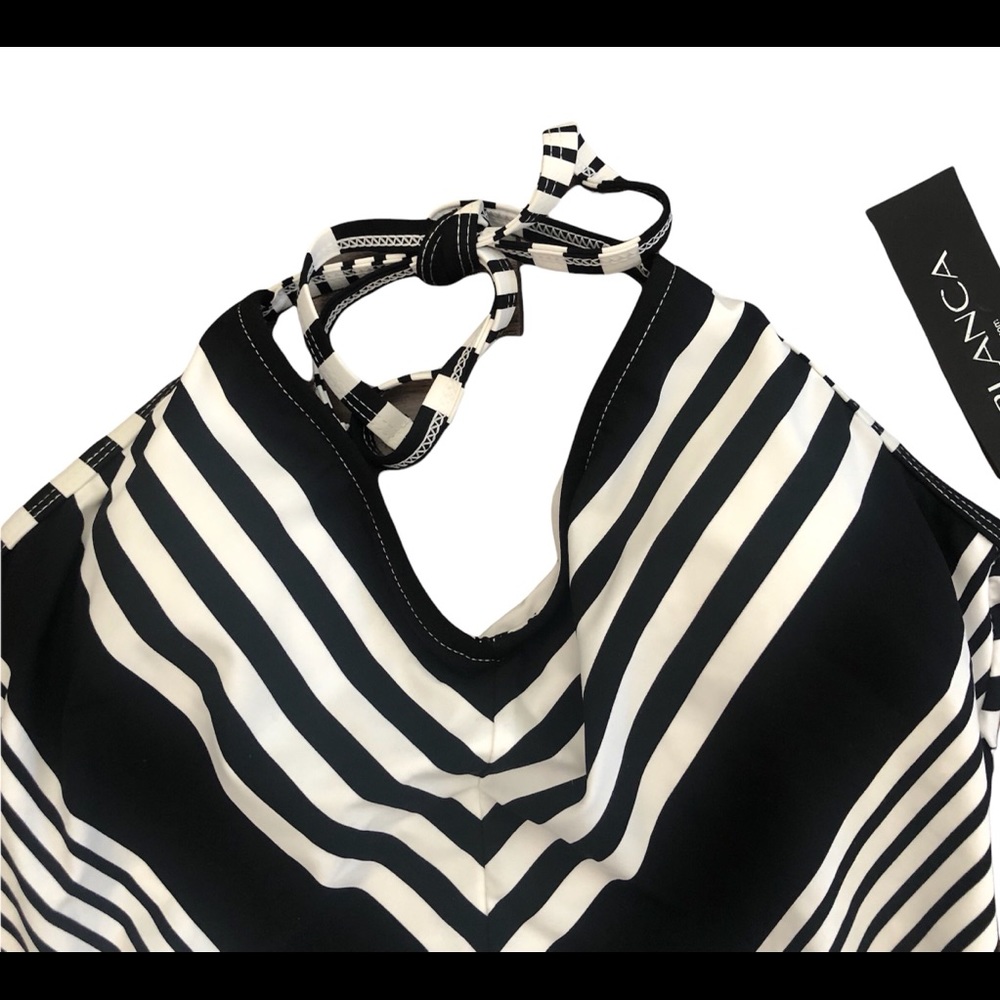 NWT La Blanca Tummy Control One Piece Bathing Suit - Picture 4 of 7